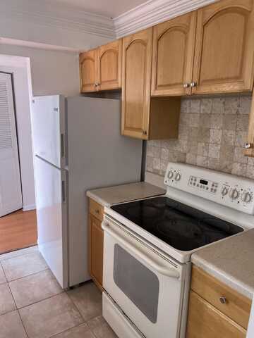 4 E Golfs Edge E, West Palm Beach, FL 33417