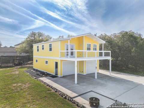 1657 Blueridge, Canyon Lake, TX 78133