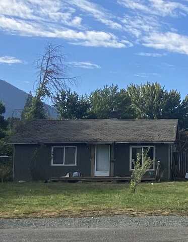 1665 Fruitdale Drive, Grants Pass, OR 97527