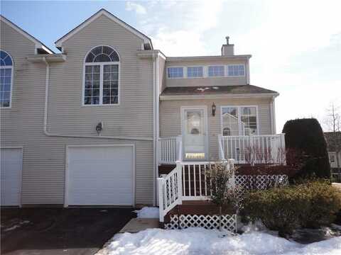 4 Queen Annes Court, West Warwick, RI 02893