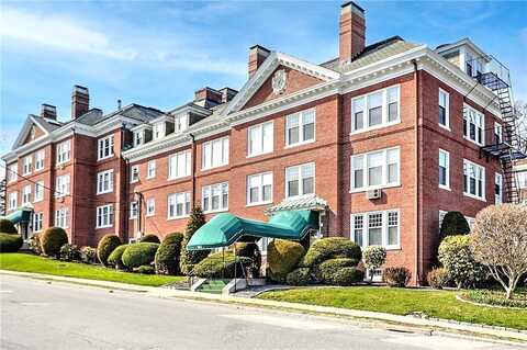 242 President Avenue, Providence, RI 02906