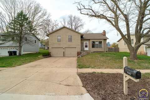 3537 SW Woodvalley PL, Topeka, KS 66614