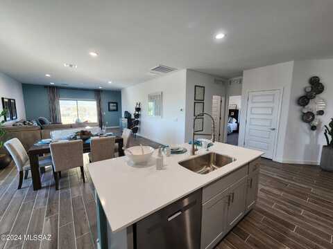 14023 E Canidae Drive E, Vail, AZ 85641