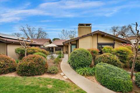 5133 N Poplar Avenue, Fresno, CA 93704