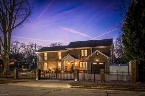 1700 W Market Street, Greensboro, NC 27403
