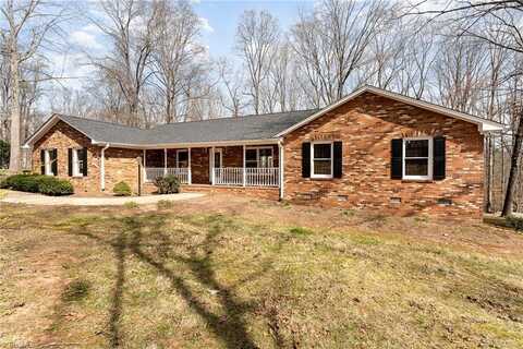 321 Deerwood Lane, Stoneville, NC 27048