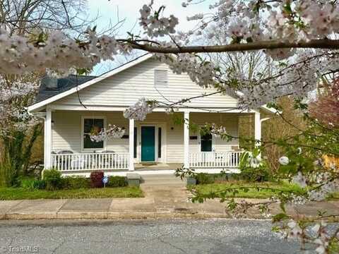 161 West End Boulevard, Winston Salem, NC 27101