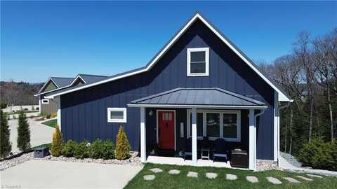 54 Paynes Court, Roaring Gap, NC 28668