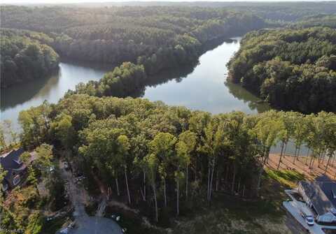 6723 Coldwater Terrace, Stokesdale, NC 27357