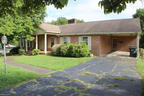 234 Hylton Street, Mount Airy, NC 27030