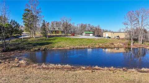 148 Scott Road, Seagrove, NC 27341