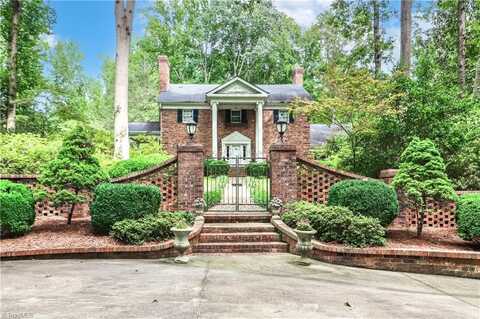 715 Saint Cloud Drive, Statesville, NC 28625