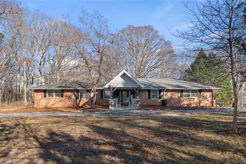 951 Meadowlark Drive, Winston Salem, NC 27106