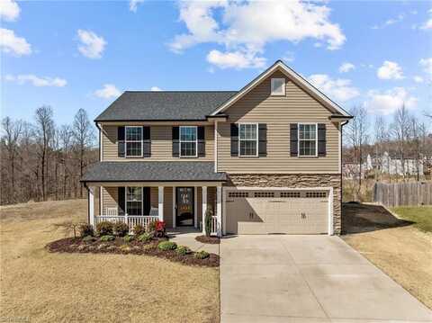 3627 Hayfield Court, Thomasville, NC 27360
