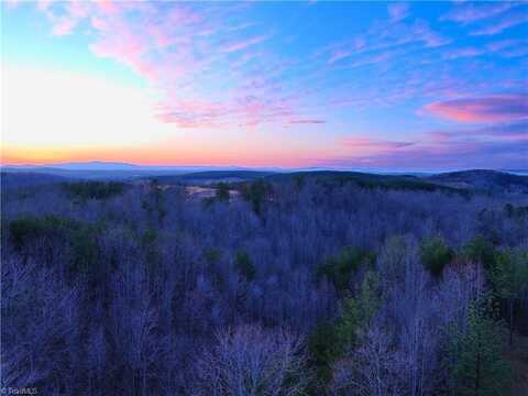 427 Trott Circle, Martinsville, VA 24112