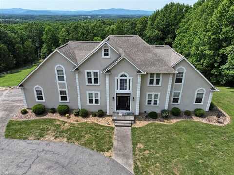 261 Helaman Way, Mount Airy, NC 27030