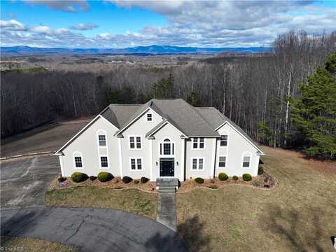 261 Helaman Way, Mount Airy, NC 27030