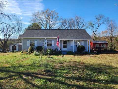 284 Jennings Road, Mulberry, NC 28659