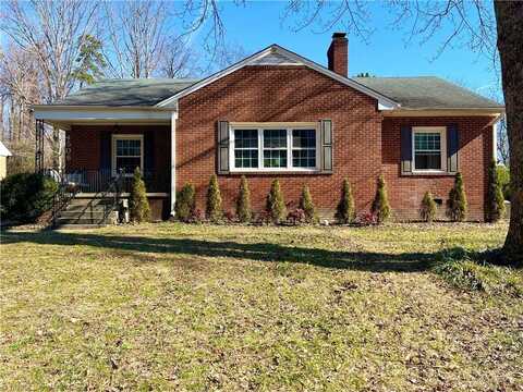 4506 Starmount Drive, Greensboro, NC 27410
