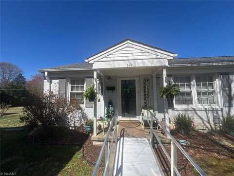 1600 Front Street, Burlington, NC 27215