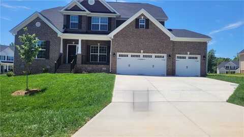 1654 Lazy Fox Lane, Kernersville, NC 27284