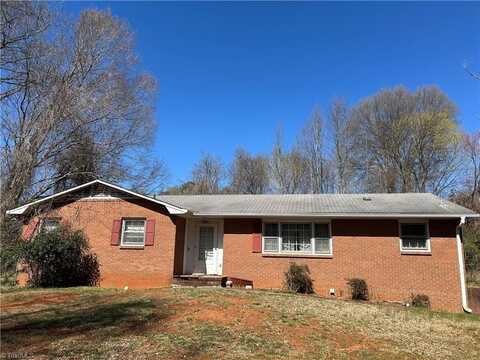 4300 Lisa Drive, Winston Salem, NC 27103