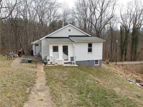 229 Lincoln Heights Road, Wilkesboro, NC 28697