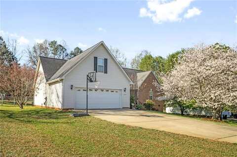 2287 Loflin Farlow Lane, Sophia, NC 27350