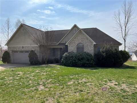 105 Salem Court, Randleman, NC 27317