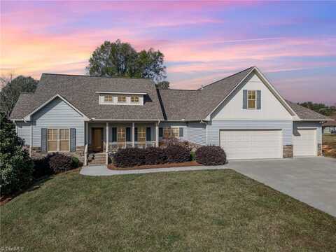 112 Northcrest Drive, Stokesdale, NC 27357