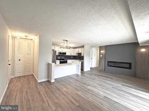 12205 PEACH CREST DRIVE, GERMANTOWN, MD 20874