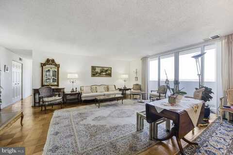 4601 N PARK AVENUE, CHEVY CHASE, MD 20815