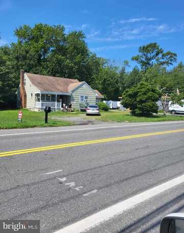 527 MILL CREEK ROAD, MANAHAWKIN, NJ 08050