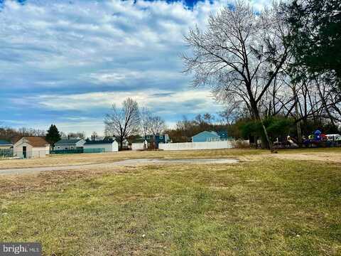 7685 QUARTERFIELD ROAD, GLEN BURNIE, MD 21061
