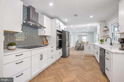 8812 CHURCHFIELD LANE, LAUREL, MD 20708