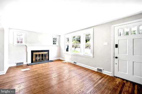 8025 NEW SECOND STREET, ELKINS PARK, PA 19027