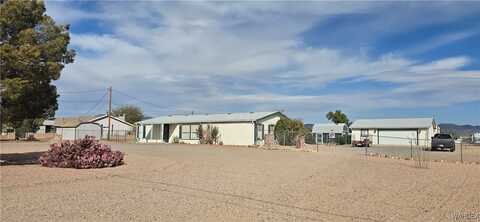 872 S San Pedro Road, Golden Valley, AZ 86413