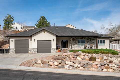 171 N Beacon Hill DR, Cedar City, UT 84720