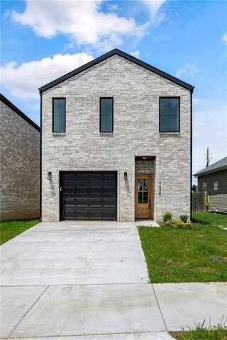738 N 5th ST, Rogers, AR 72756