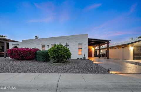 2236 N MIDDLECOFF Drive, Mesa, AZ 85215