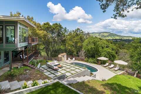194 Maestro Road, Novato, CA 94947
