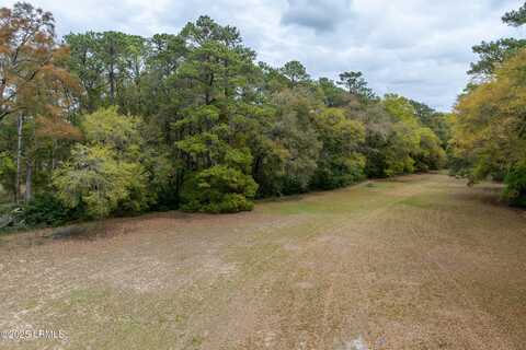 91 Middle Road, Ladys Island, SC 29907