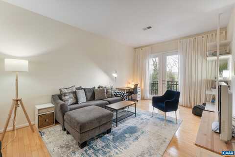 750 WALKER SQ, CHARLOTTESVILLE, VA 22903