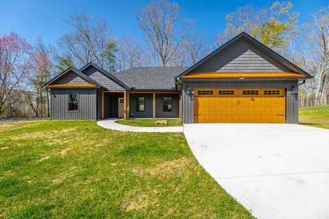 300 Cloud Road, Trenton, GA 30752