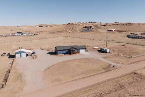 942 MOUNTAIN SHDW DR, Cheyenne, WY 82009