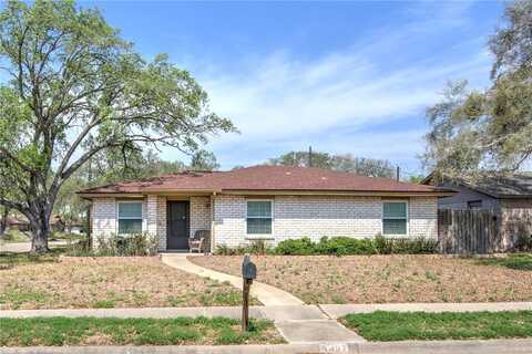 4301 Woodland Creek Drive, Corpus Christi, TX 78410
