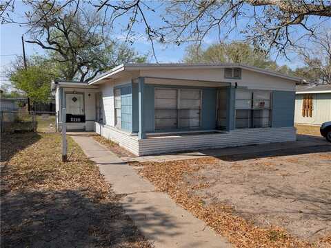 4513 Carroll, Corpus Christi, TX 78415