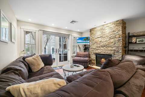125 Bradford Street Extension unit: U201, Provincetown, MA 02657