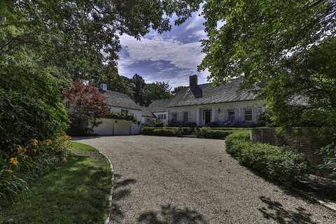 245 Bay Road N, Osterville, MA 02655