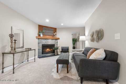 21515 N VILLAGE BLVD, Rathdrum, ID 83858